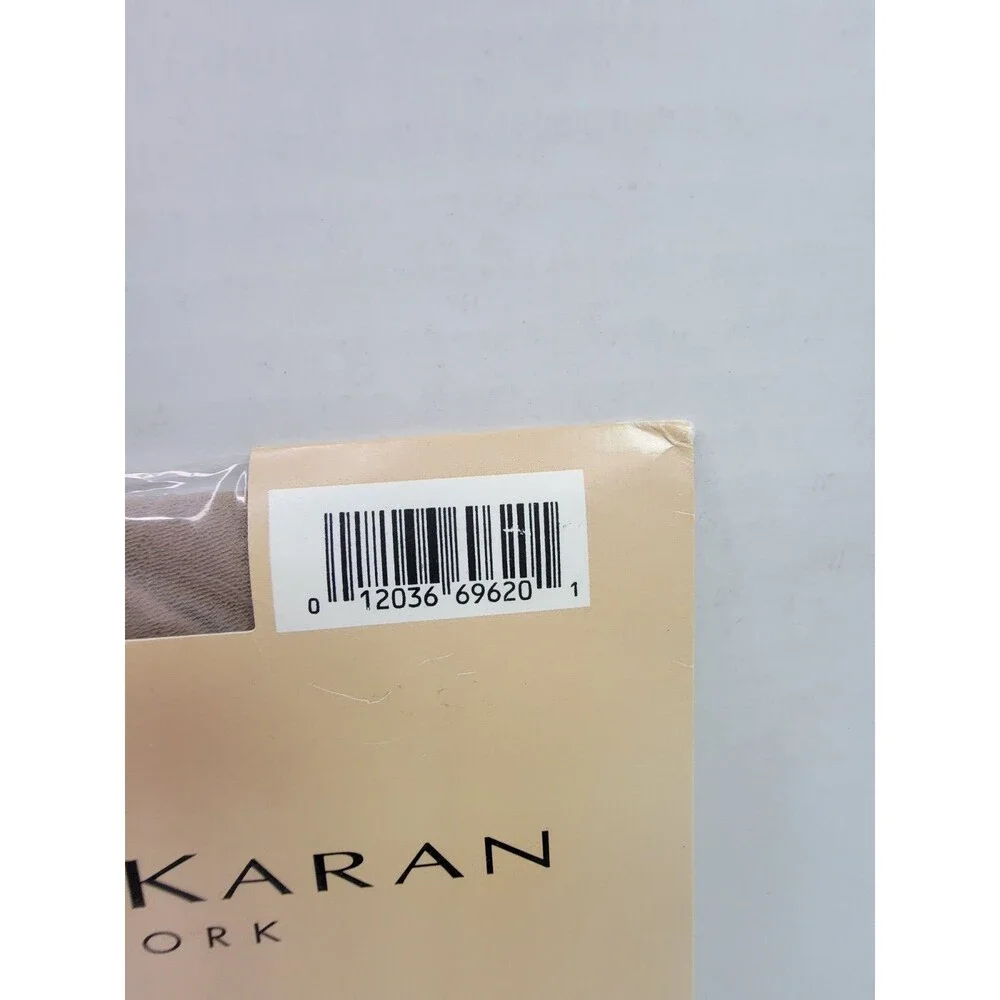 Donna Karan New York Signature Sheer Tanga Pantyhose Small Nude Style OA032 NOS - Picture 2 of 5